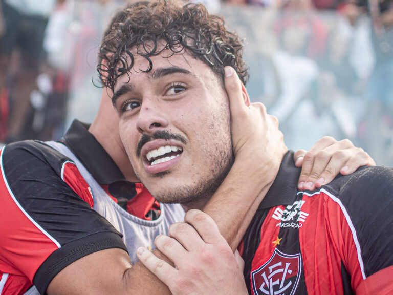 Que moral! Jogadores do Vitória aparecem em seleção da rodada