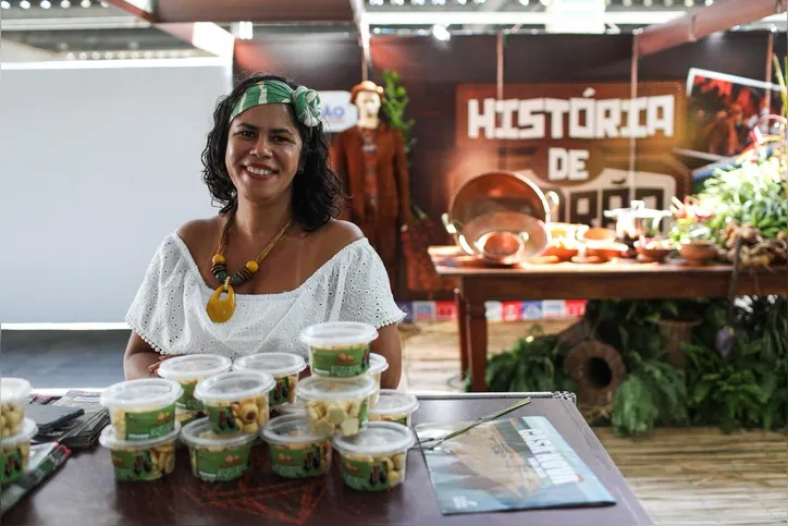 A secretária executiva, Antônia Regina, de Pedrão