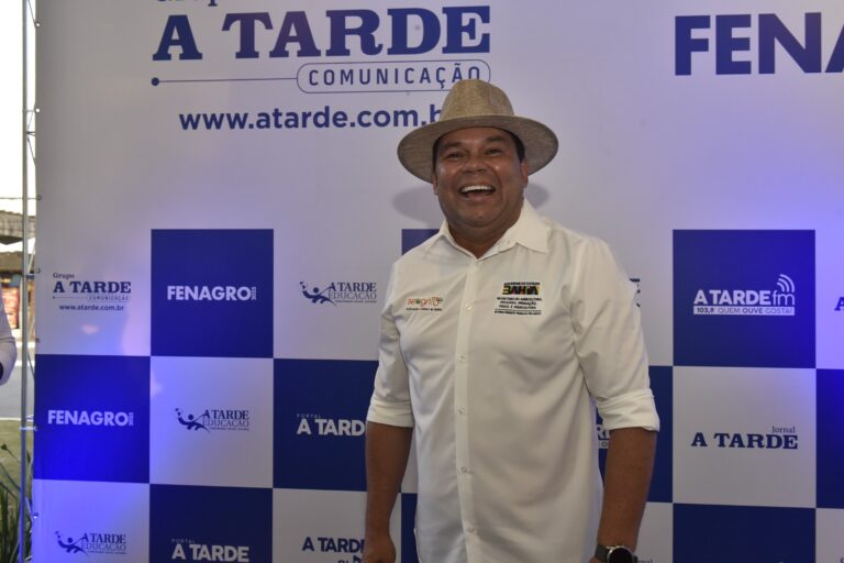 Geraldo Júnior visita Fenagro e conhece ações do A TARDE Educação