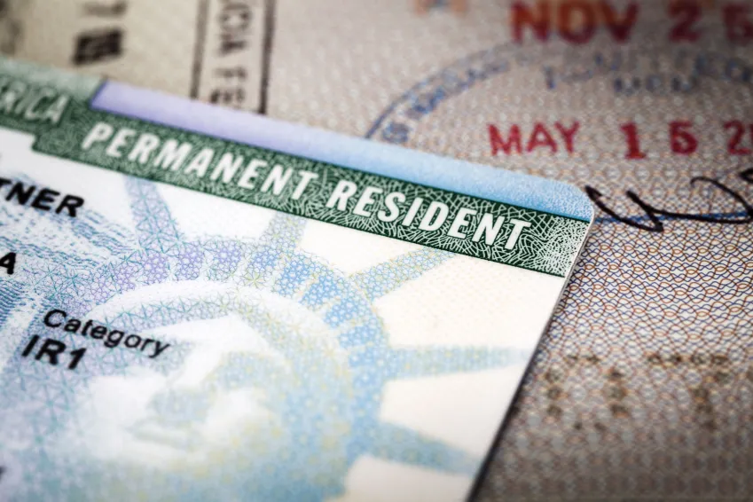 Green Card, visto permanente de imigração concedido pelas autoridades dos EUA • Getty Images