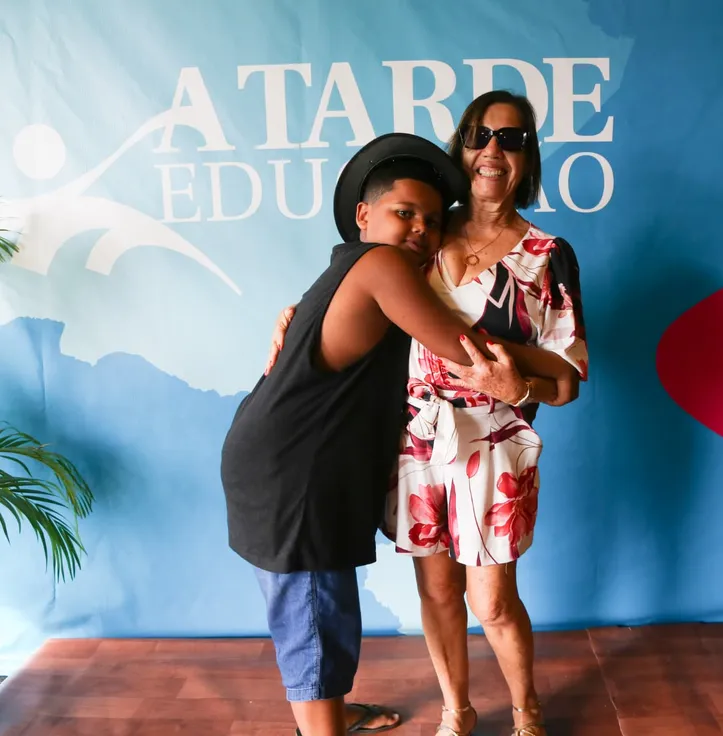 Mateus Lucas e a avó Ana Cristina Portela