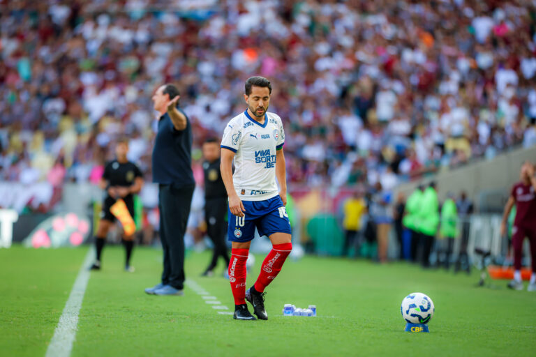 Dez e faixa! Bahia acerta renovação contratual de Everton Ribeiro