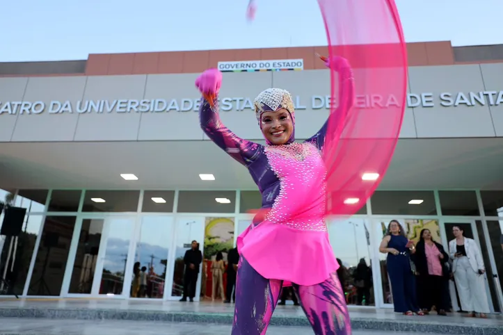 Inauguração do Teatro da UEFS