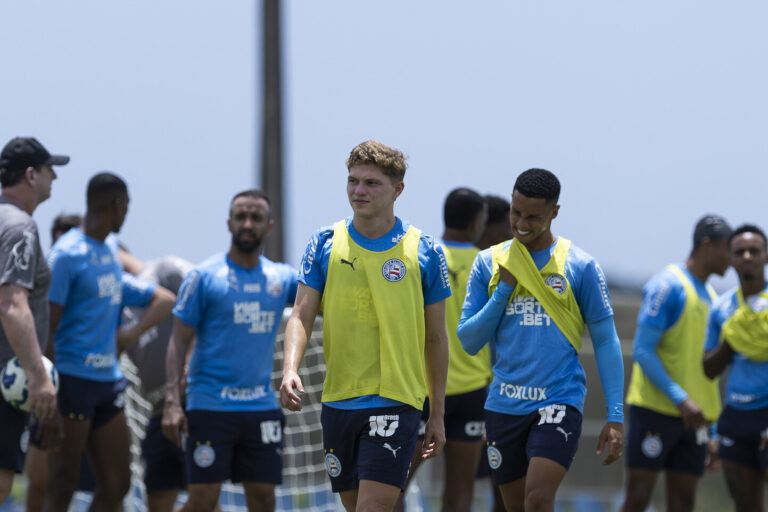 Gigantes ingleses disputam a contratação de Dell, joia do Bahia; veja