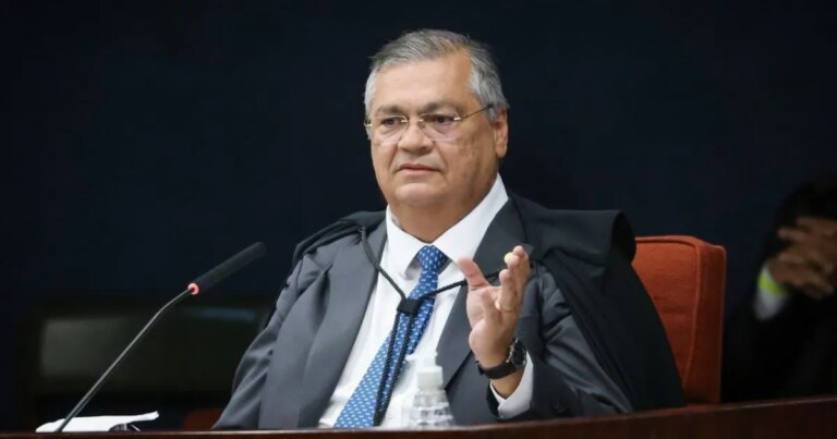 Dino barra emendas antes de sanção de Lula; STF deve decidir em fevereiro