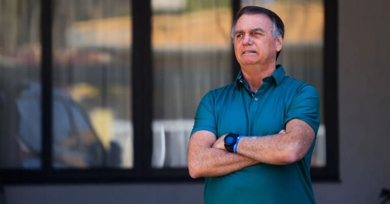 Bolsonaro passará por bloqueio anestésico antes de cirurgia de hérnia