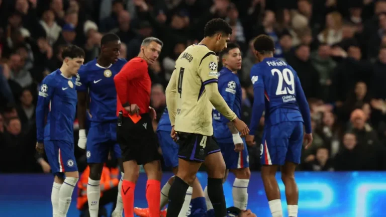 Capitão do Barcelona pede para se afastar após sucessão de erros; entenda