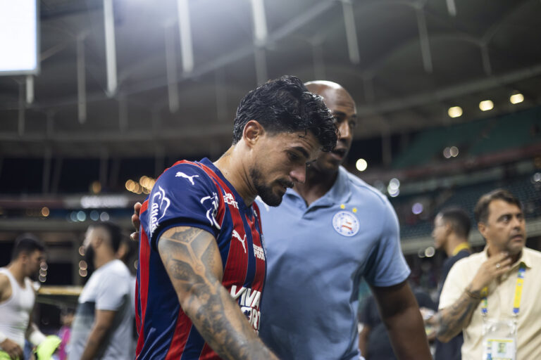 Cauly vive a pior temporada pelo Bahia desde que chegou ao clube