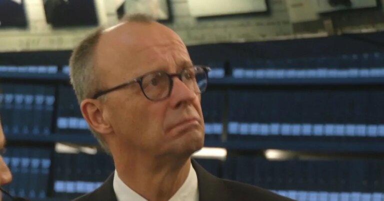 Chanceler da Alemanha visita memorial do Holocausto em Jerusalém