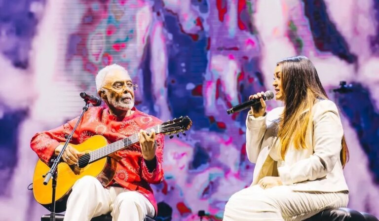 Gilberto Gil compartilha foto do último show de Preta Gil