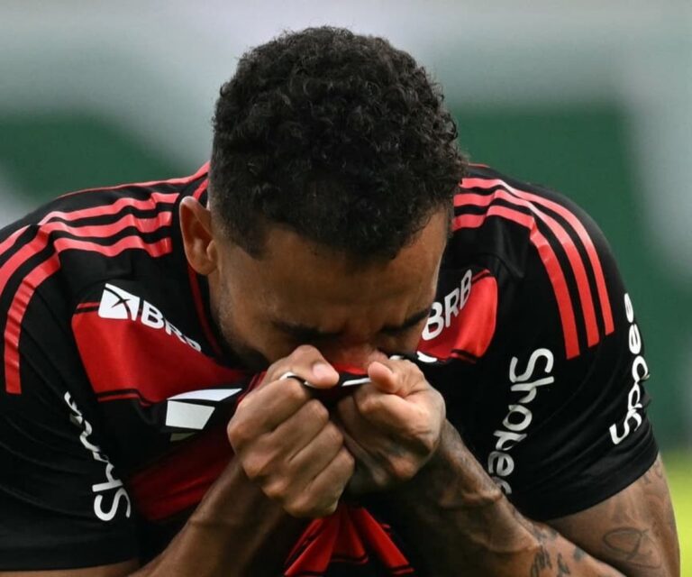 Herói do título do Flamengo, Danilo revela drama familiar um dia antes da final