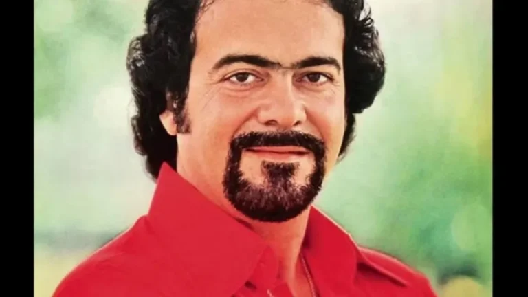 Morre Lindomar Castilho, rei do bolero e voz de ‘Você É Doida Demais’, aos 85 anos