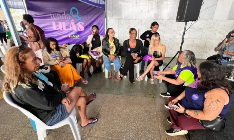 O Ministério das Mulheres lança Tenda Lilás em Brasília e convoca a sociedade a não silenciar diante da violência.