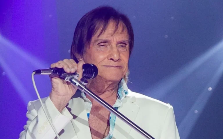 O cantor Roberto Carlos confirma presença na programação natalina de Salvador e pedidos de camarim chamam atenção.