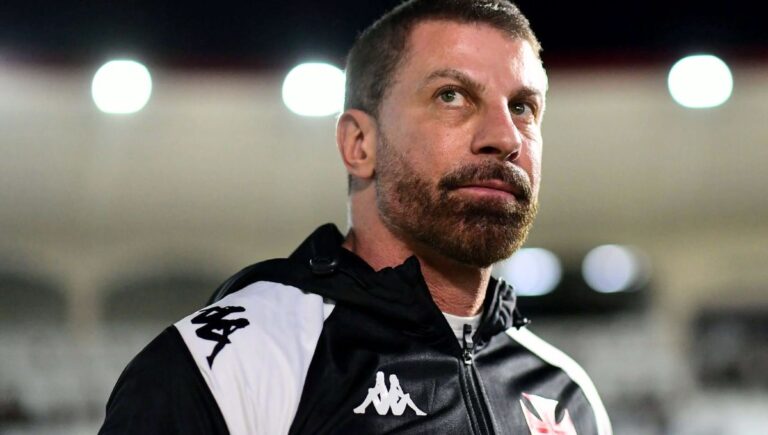 Pedrinho sinaliza a aliados que não deve disputar reeleição no Vasco