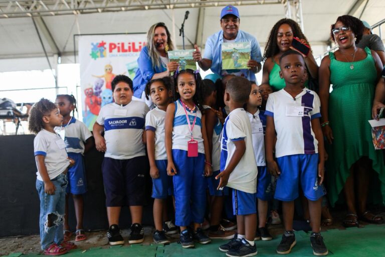 “Pililim, uma minhoca autista” brilha no Espaço A TARDINHA