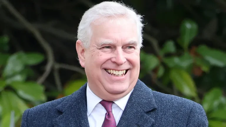 Príncipe André teria requisitado 40 prostitutas em viagem oficial