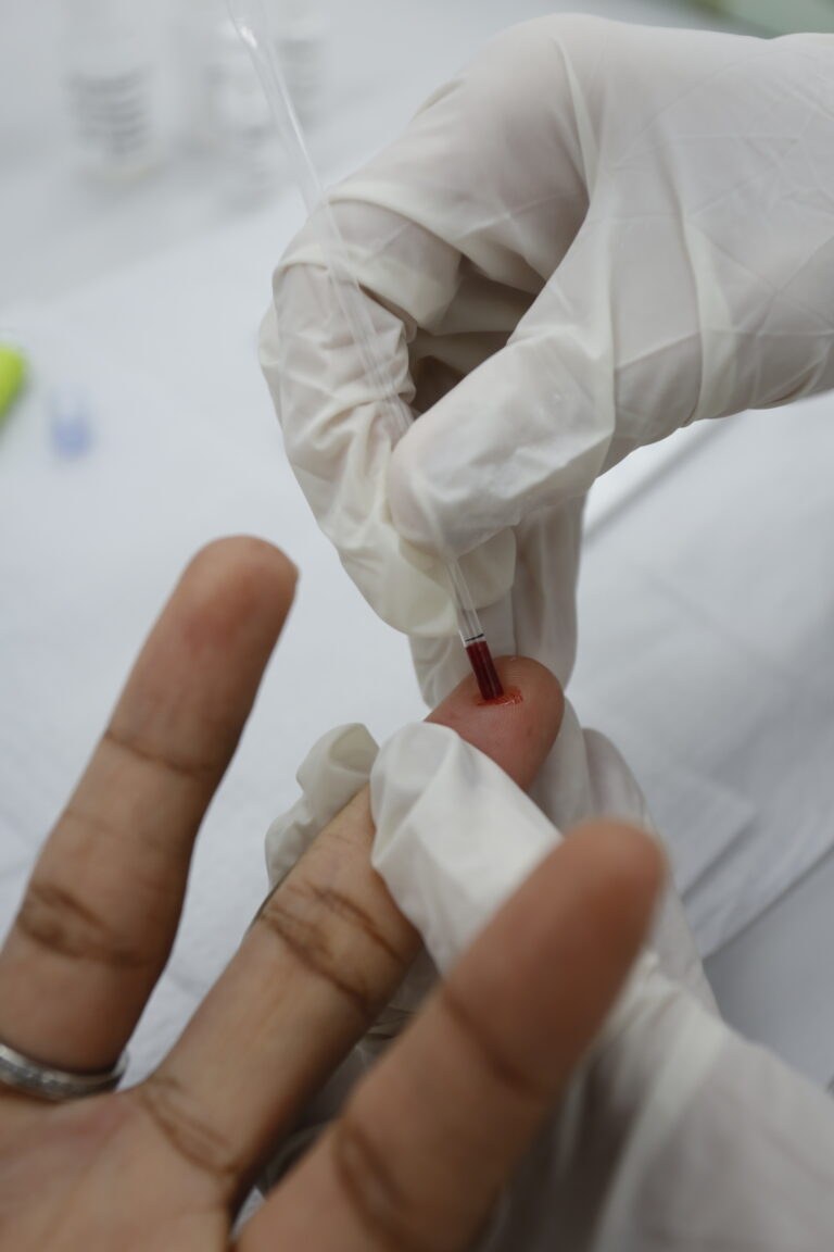 Registro de HIV entre idosos aumenta 441% em 10 anos e preocupa especialistas