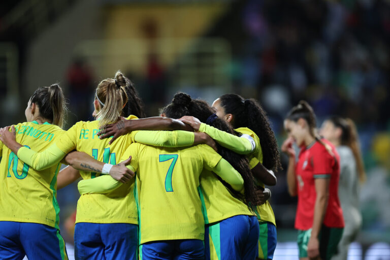 Seleção Feminina atropela Portugal com goleada em amistoso