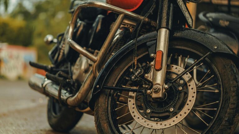 Trio é preso por roubo e desmanche de motos na Bahia