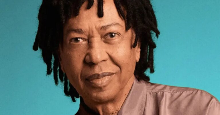 Djavan celebra 50 anos de carreira em turnê especial; veja data e valores