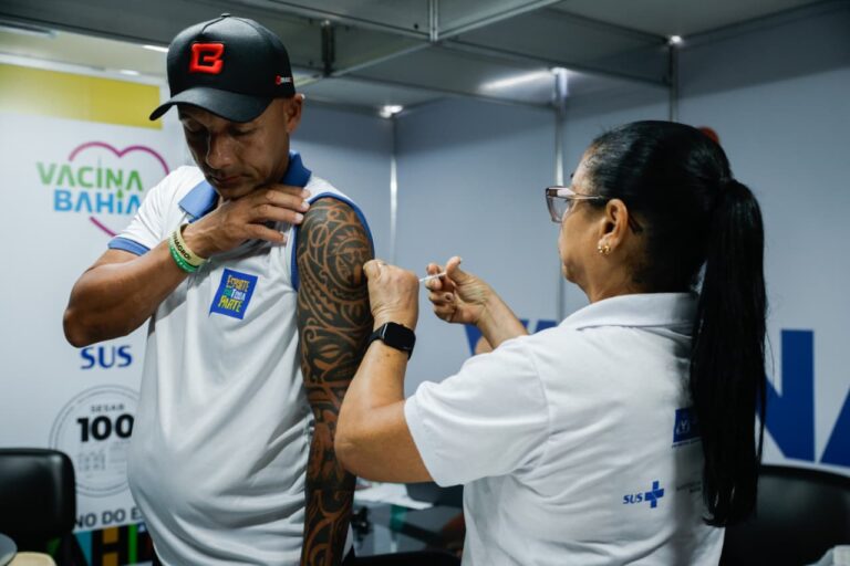 Vacina exigida em aeroportos é oferecida na Fenagro; veja como garantir a sua