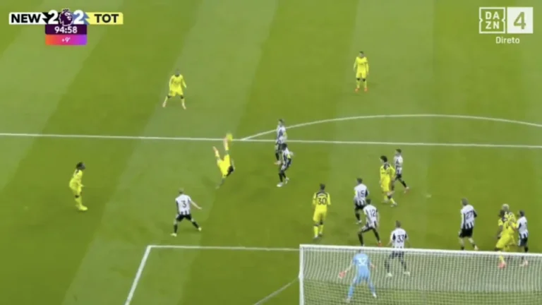 Veja o golaço que salvou o Tottenham, de bicicleta e inspirado em Messi