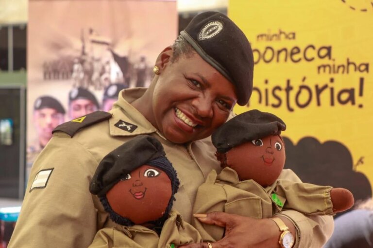 Polícia Militar participa do encerramento da Campanha “Cadê a minha boneca preta?” – Acorda Cidade