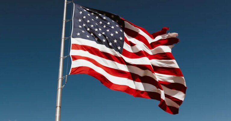 Duas pessoas são baleadas por agentes federais nos EUA, diz polícia