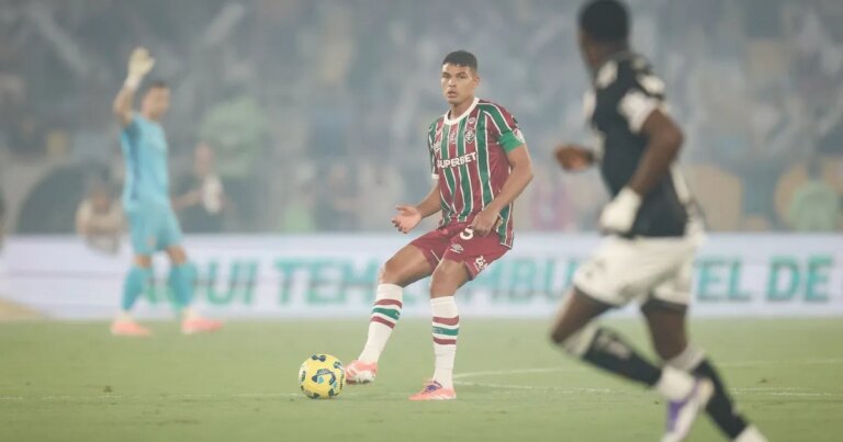 Thiago Silva aponta erros em derrota do Fluminense: “Paramos de jogar”