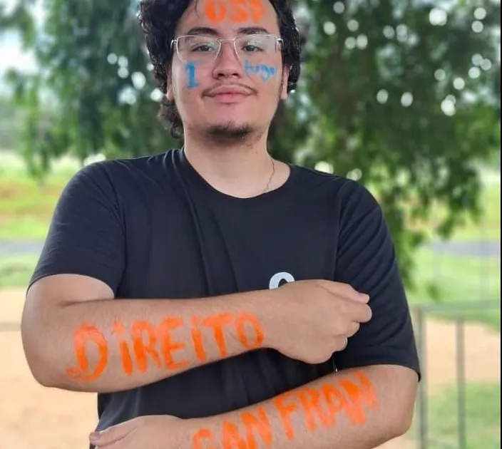 Provão Paulista: aluno de escola pública passa em 1º para direito na USP