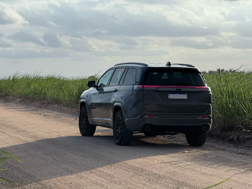 Modelo agora tem lanternas integradas • Rodrigo Barros/CNN