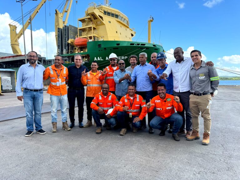 Retomada de estaleiro é fruto de luta da FUP, diz Deyvid Bacelar