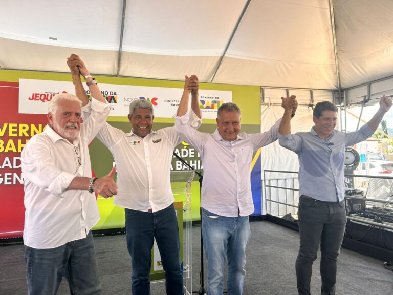 Apoio firmado? Zé Cocá divide palanque com Jerônimo, Rui e Wagner em Jequié