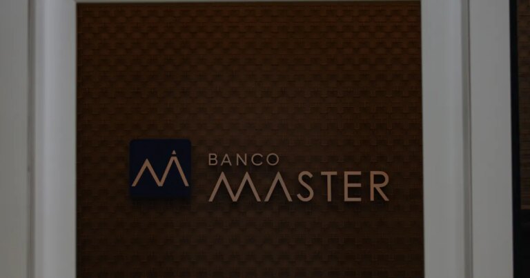 Caso Master mobiliza parlamentares por CPI mesmo com Congresso em recesso