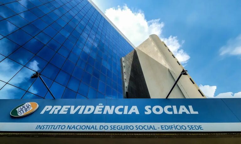 Concurso do ADAB oferece 200 vagas com salários de até R$ 7.445,86