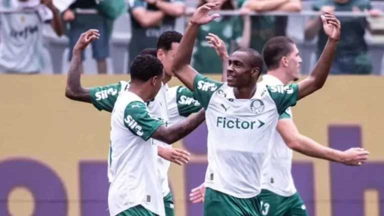 Palmeiras resolve no 1º tempo, bate o Ituano e está nas quartas da Copinha