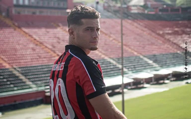 Vitória rescinde contrato com jogador europeu pouco utilizado; confira