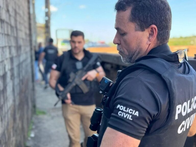 Foragido da Justiça é preso em Teixeira de Freitas durante tentativa de fuga – Acorda Cidade