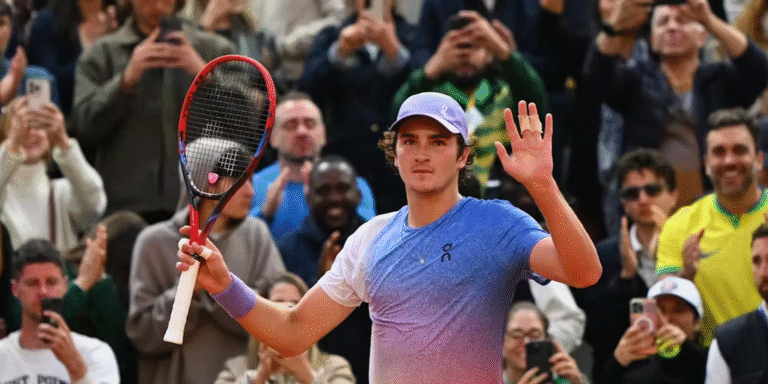 João Fonseca desiste de ATP 250 de Brisbante devido à lesão na lombar