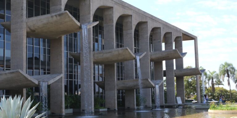 Ministério estabelece normas para uso de informações criminais no país