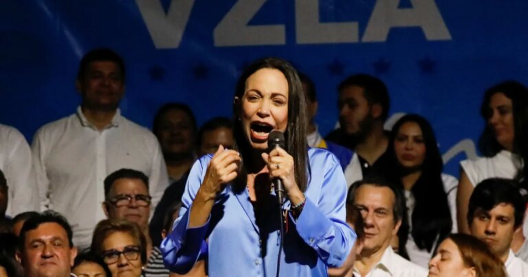María Corina promete voltar para a Venezuela “o mais rápido possível”