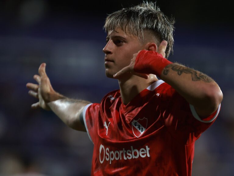 Vitória fecha com promessa argentina para reforço em 2026