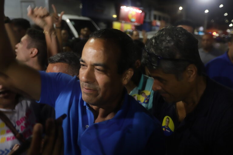 Bruno elimina Nilo e diz que oposição espera Coronel para fechar chapa