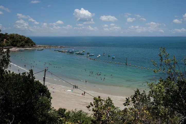 Praia de Nossa Senhora de Guadualupe, popularmente conhecida como Ilha dos Frades