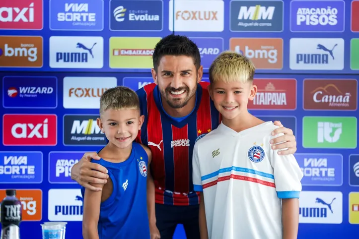 Everaldo e os filhos de volta ao Bahia