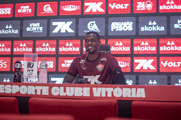 Longe das polêmicas, Dudu revela segredo para melhora na disciplina