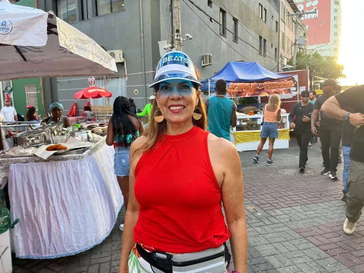 Imagem ilustrativa da imagem Beber ou não no Carnaval? Foliões revelam o “segredo” para aguentar