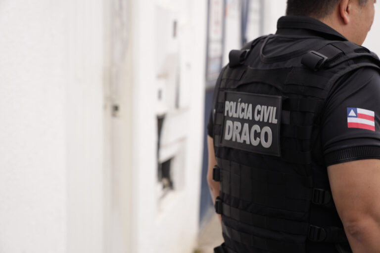 Adolescente é apreendido por roubo durante lavagem do Rio Vermelho