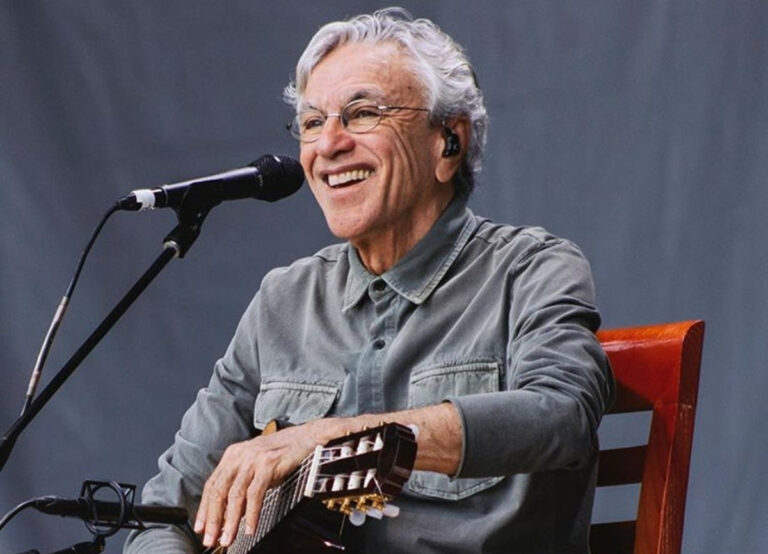 Caetano Veloso se pronuncia pela primeira vez após vencer o Grammy